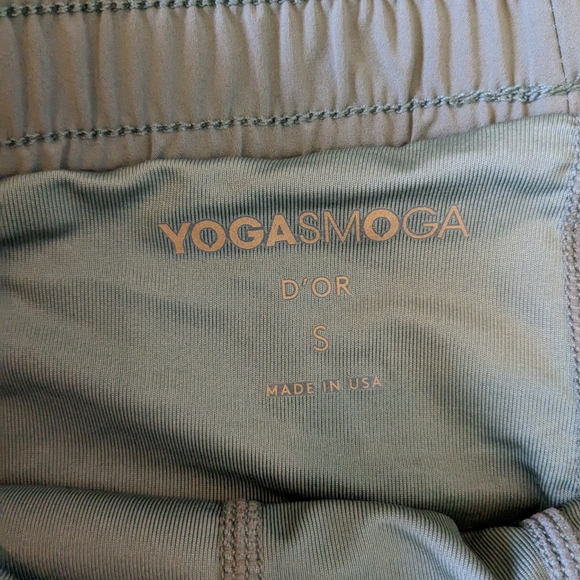 NWT Yogasmoga California Shorts Olivine Green Men's Size Small Made in USA - Picture 3 of 5